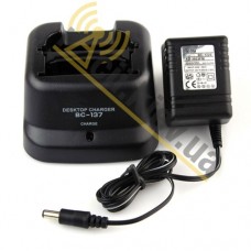 Зарядний пристрій Icom BC-137